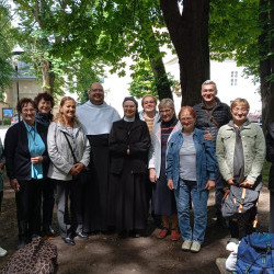 Fotoalbum 1.celoslovenská púť Laického spoločenstva