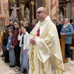 Fotoalbum  2. apríl - Zelený štvrtok u tešiteľov - Marianka